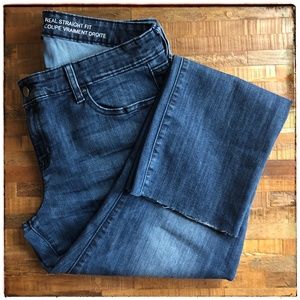 GAP Mid Rise Real Straight Fit Jeans
